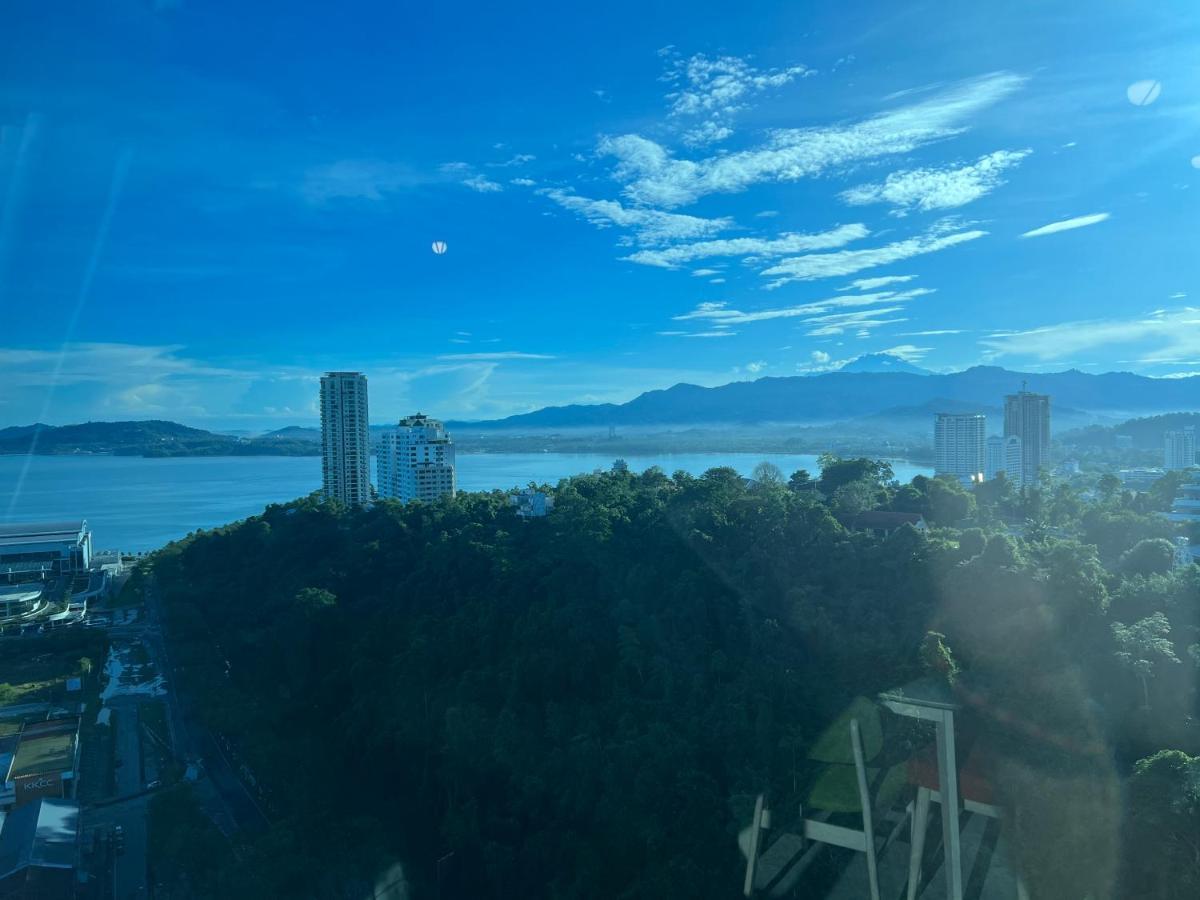 Tk Homestay - Sea View And Mount Kinabalu View كوتا كينابالو المظهر الخارجي الصورة