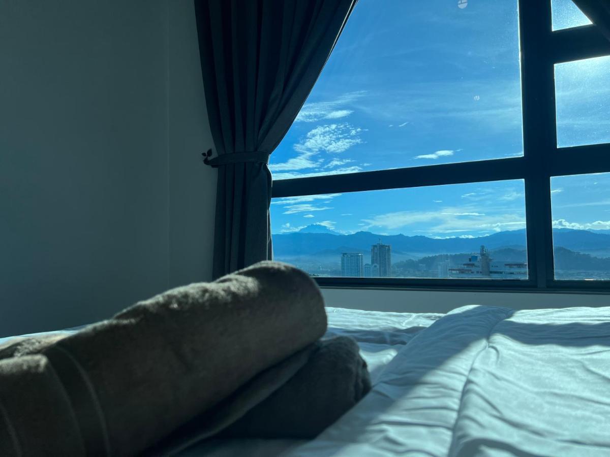 Tk Homestay - Sea View And Mount Kinabalu View كوتا كينابالو المظهر الخارجي الصورة